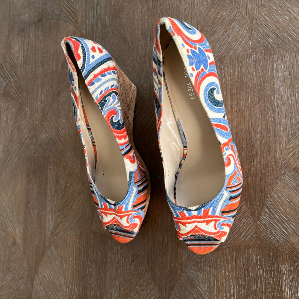 Nine West Wedge shoe. Size 11